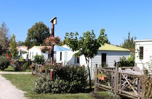 Verteillac Casa | Mobilheim 2 Schlafzimmer 6 Personen mit Klimaanlage 6 Personen