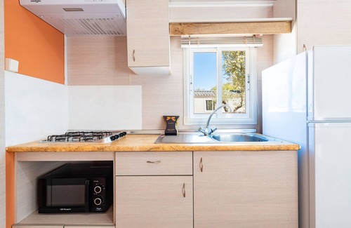 Tirig Alquiler De RV | Mobil Home '243' con vistas a la montaña, Wi-Fi y aire acondicionado