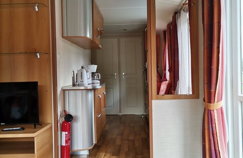 Bossee Casa | Mobile Home 4p climatisé-Bungalow-Premium-Baño privado con ducha-Vista al Lago