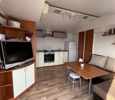 Murvica Apartamento | Mobile home 5214-1 for 3 Pers in Murvica