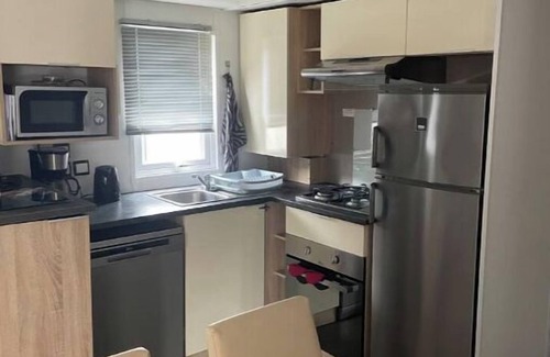 Les Mathes Casa | Mobile-home 6/8 pers. in 4* campsite with swimming pool