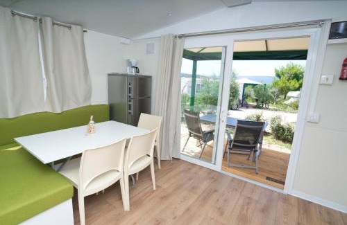 Cres Casa | Mobile Home in Cres near Pebble Beach