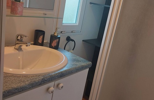 Negrondes Casa | Mobile home in the countryside. Nature getaway in the heart of Périgord Vert!