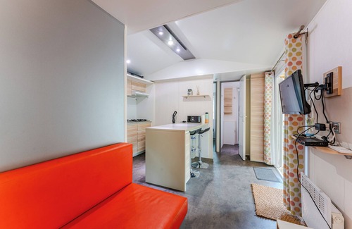 Aureilhan Alquiler De RV | Casa móvil 'Ohara 2 Chambres' con piscina compartida, terraza privada y aire acondicionado