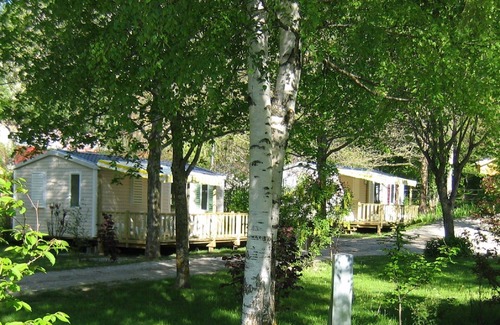 Veynes Casa | Alquiler de casas móviles de camping tranquilas praderas