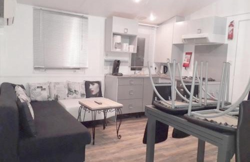 Frejus Otro | Mobile Home Service Hotelier