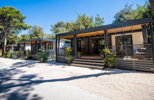 Biograd na Moru Complejo | Mobile Homes & Bungalows Ljutić