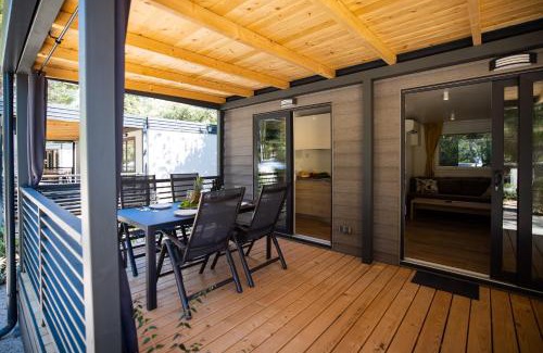 Biograd na Moru Complejo | Mobile Homes & Bungalows Ljutić