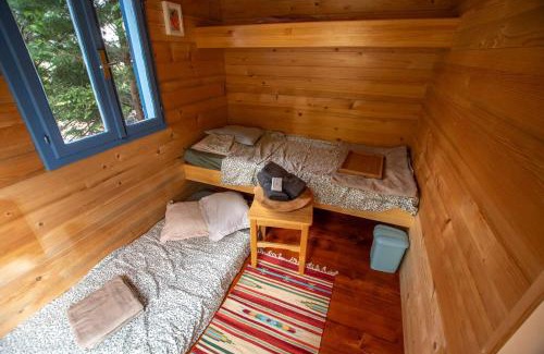Lokavec Otro | mobile house on a herbs farm
