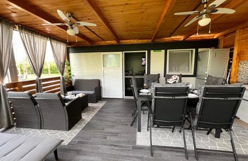 Hrastnik Apartamento | Mobile house T&N
