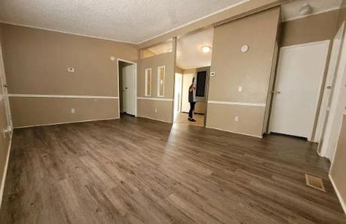 Sunrise Manor Apartamento | Mobile Manufactured Reservation Book 7 Nights