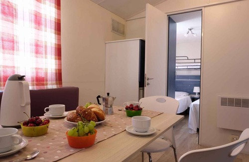 Gralaoni-Pralesi-Cisano Casa | Casa vacacional con piscinas para niños y adultos