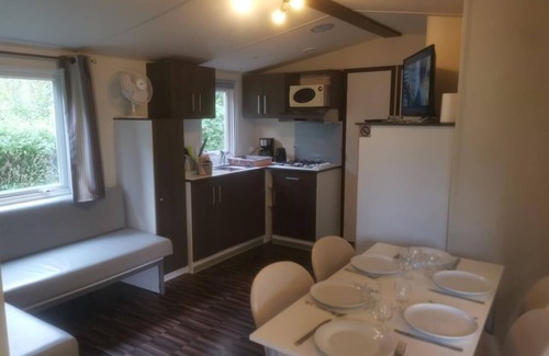 Ivry-la-Bataille Casa | Mobilhome 3 bedrooms 6 pers TV WIFI washing machine plot near animations