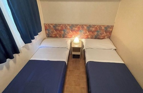 Tuoro sul Trasimeno Complejo | Mobilhome Standard - Dos Habitaciones Resort, Capacidad 6
