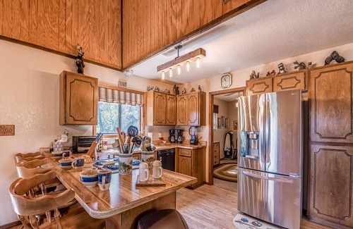 Ruidoso Downs Cabina | Mockingbird cabina, 3 habitaciones, capacidad para 8