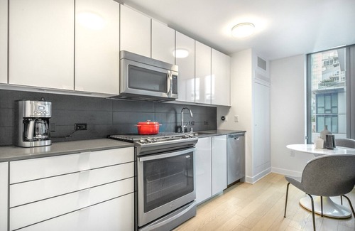 Rincon Hill Apartamento | Mod Rincon Hill Studio w/ Gym, BBQ, W/D, nr. SV. by Blueground