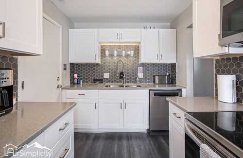 Wheat Ridge Apartamento | Mod Rustic Stay Hot Tub Fast Wifi