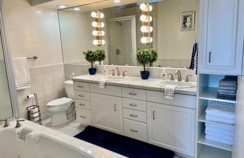 Fort MacArthur Casa | Mod2bd2ba ShowstoprViews. BBQ. Garage.