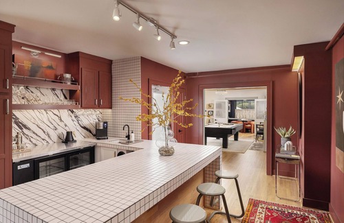 Greenville Casa | Modal House: A Fun-Filled Designer Home Just Steps from Downtown Main Street