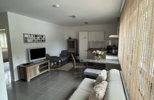 Neustadt-Lachen-Speyerdorf Apartamento | Modern apartment - Neustadt an der Weinstraße