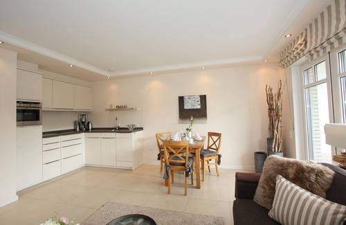 Wenningstedt-Braderup Apartamento | Modern 2-room apartment in an excellent beach location with approx.
