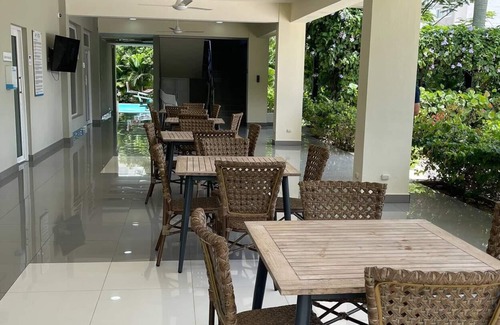 Punal Apartamento | Modern resort-style Penthouse near STI airport