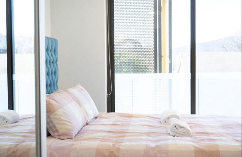 Dickson Apartamento | Modem One Bedroom Apartment on Northbourne Avenue