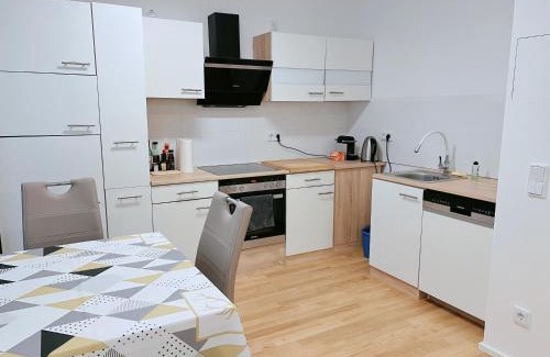 Neuehrenfeld Apartamento | Moden Apartment in central cologne with free parking