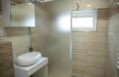 Hradec Kralove Apartamento | Moderní velký byt 2+kk u soutoku