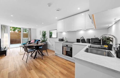 Gravesend Apartamento | Modern 1 Bed Apartment with Garden in Gravesend