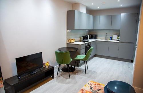 Slough Apartamento | Modern 1-Bedroom Apartment in Slough with Parking