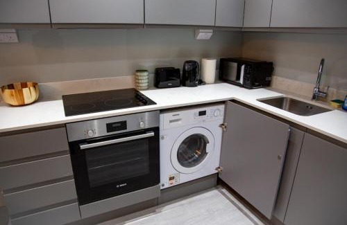 Slough Apartamento | Modern 1-Bedroom Apartment in Slough with Parking