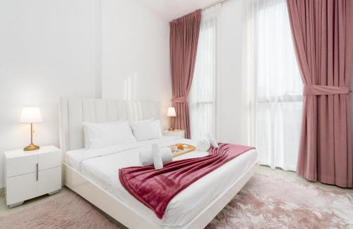 Dubai Production City Apartamento | Modern 1-bedroom apartment in family-friendly residence with Swimming Pool, Gym & Free Parking.