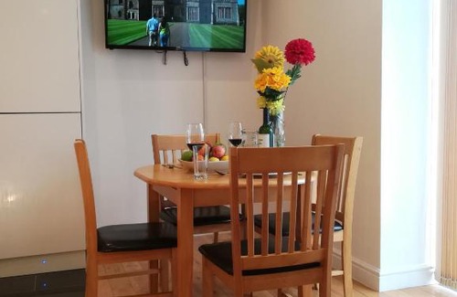Uplands Apartamento | Modern, 1 Bedroom Apartment, Uplands, Swansea