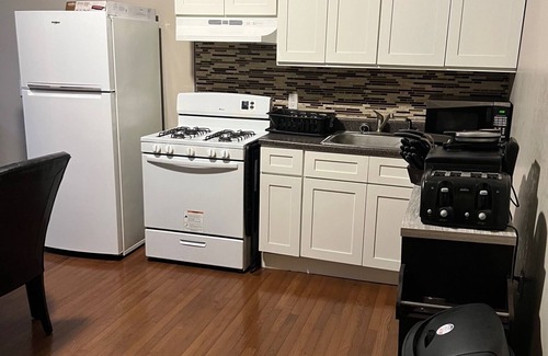 Paterson Apartamento | Modern 1 Bedroom Apt Close to Major Highways & NYC