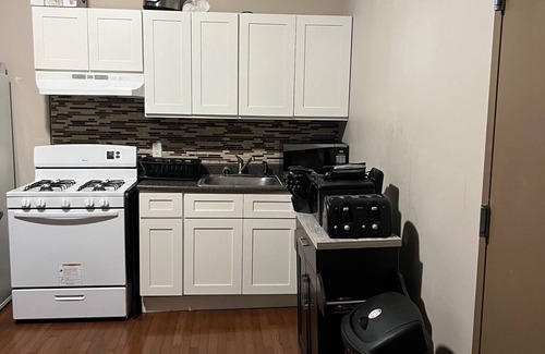 Paterson Apartamento | Modern 1 Bedroom Apt Close to Major Highways & NYC