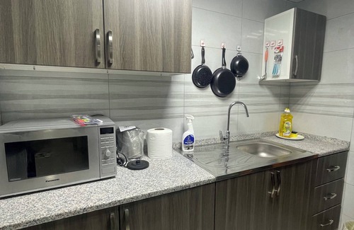 Beach & Coast Apartamento | Modern 1 Bedroom Entire Apartment