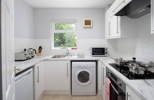 Southgate Apartamento | Modern 1-Bedroom in Crawley with Free Parking