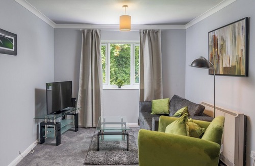 Southgate Apartamento | Modern 1-Bedroom in Crawley with Free Parking
