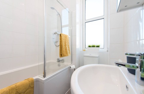 Gorgie Apartamento | Apartamento moderno de 1 habitación en el último piso de Edimburgo