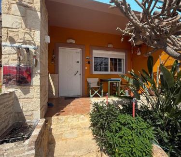 Kato Stalos Apartamento | Modern 1-bedroom with BBQ & Roof Garden near Beach