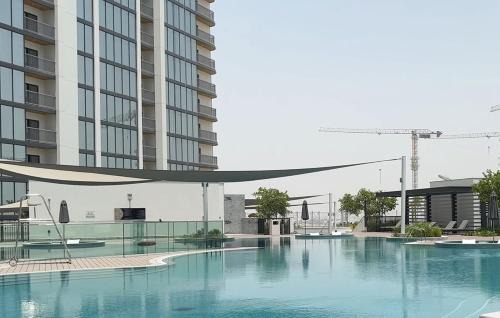 Nad Al Sheba Apartamento | Modern 1BHK Bunk Beds and Sofa Bed By Czechin