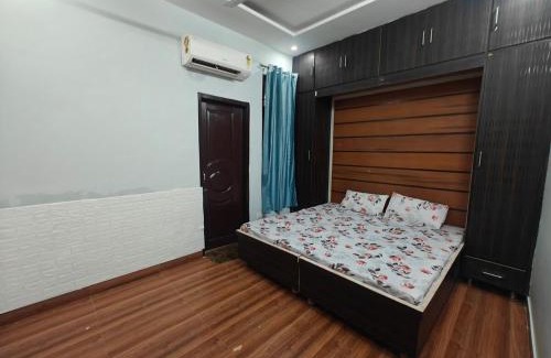 Kharar Apartamento | Modern 1BHK Stay in Kharar