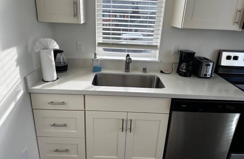 South Tacoma Apartamento | Modern 1BR/1BA APT in Tacoma, Close to Hospitals