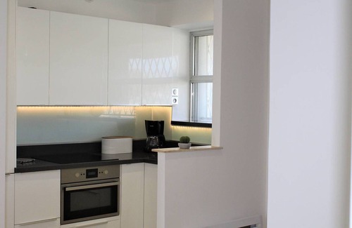 Villeneuve Loubet Beach Apartamento | Moderno Apt 2P, Terraza, Parking, Villeneuve-Loubet Plage