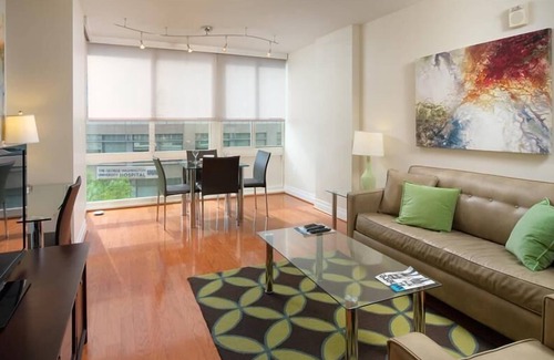 George Washington University Apartamento | Condominio moderno 1B | Amplio + Brillante | Min a Metro | por GLS