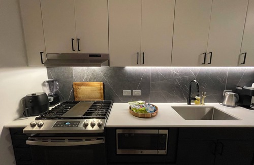 East Downtown Houston Apartamento | Modern 1BR EaDo Gym, Pilates, Pool & Roof Lounge