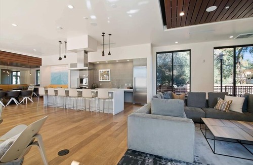 Shoreline West Apartamento | Modern 1BR | Kitchen + Laundry | Near Castro St