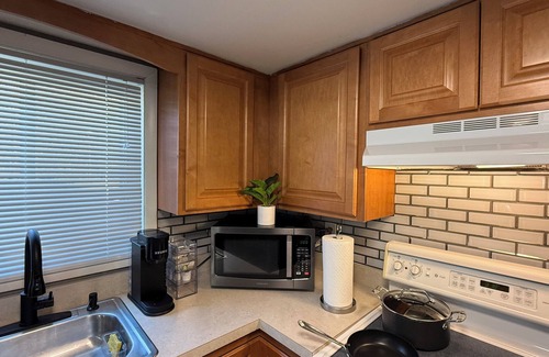 District Heights Cama Y Desayuno | 14 miles to Nat’l Mall - District Heights Retreat