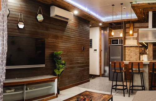 Male Apartamento | Modern 1BR Walk to Beach & City Spots